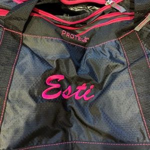 “Esti” personalized girls Protege 22 in duffel bag